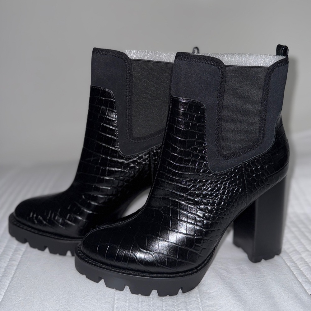 Soda Black Croc-Pattern Ankle Boots